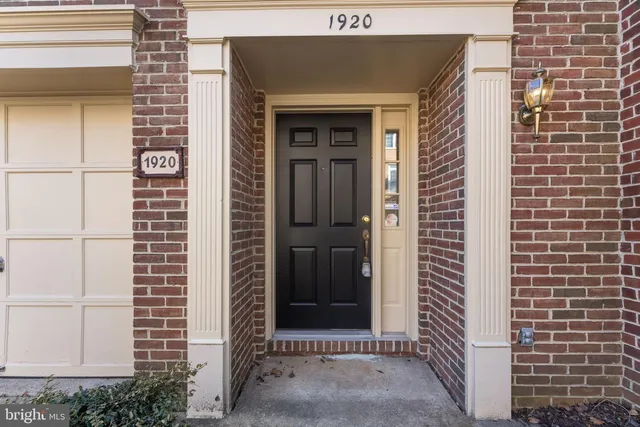 1920 N  Daniel St, Arlington, VA 22201