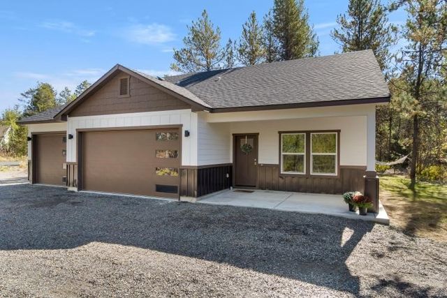 The McCall Plan in Fir Grove Estates, Donnelly, ID 83615