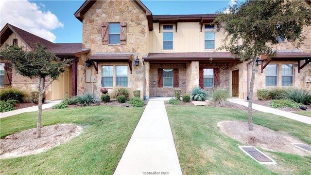 116 Armored Ave, College Station, TX 77845