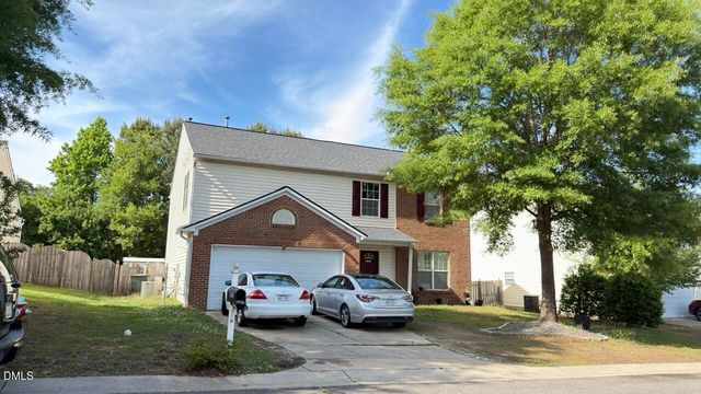 1745 E  Honey Springs Ave, Fuquay Varina, NC 27526