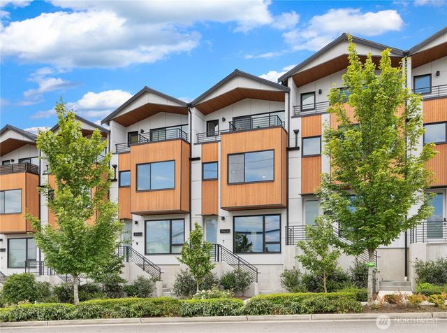 3901 S Cloverdale Street #E, Seattle, WA 98118