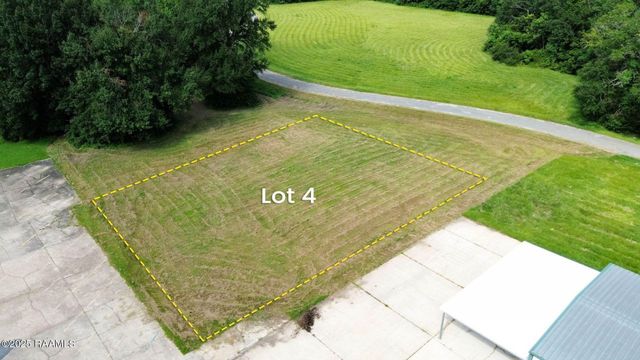 chapuri　0711 Buy Jordan Artist Series by Umar Rashid Men's Fleece Pullover