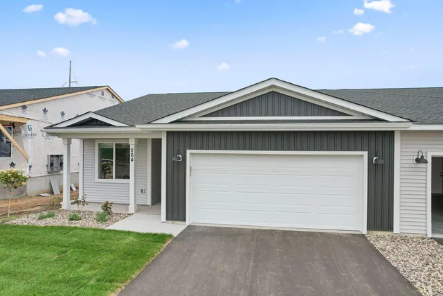 264 Gambel St, River Falls, WI 54022