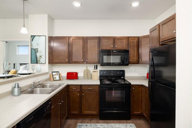 4010 7th Ave #1-204, Williston, ND 58801