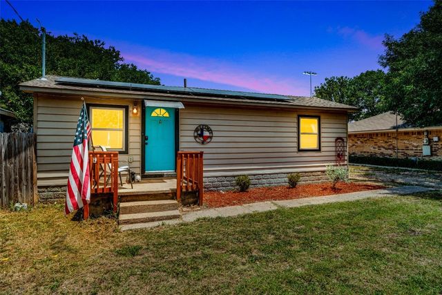 307 Perry Ave, Waxahachie, TX 75165