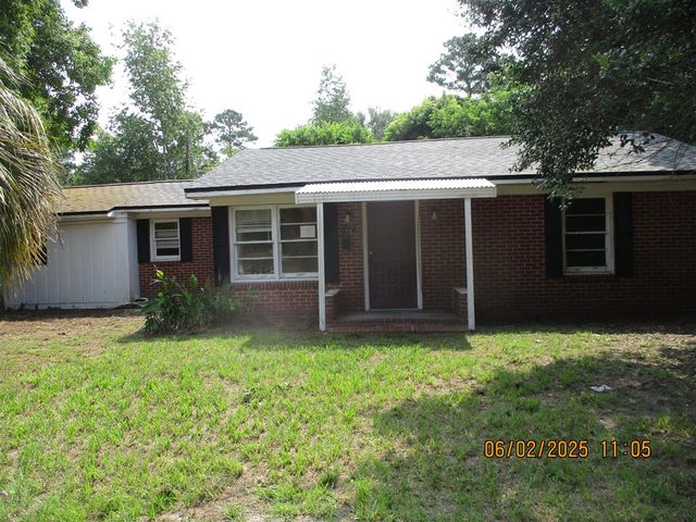 814 N  Cleveland Ave, Adel, GA 31620