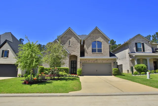 282 Sky Top Dr, Montgomery, TX 77316