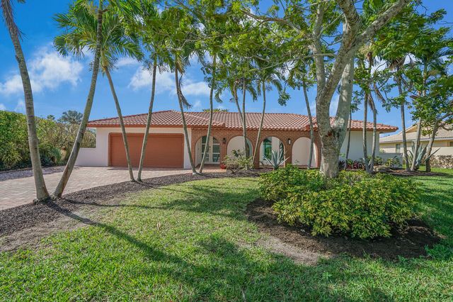 8780 NW 3rd Ct, Coral Springs, FL 33071