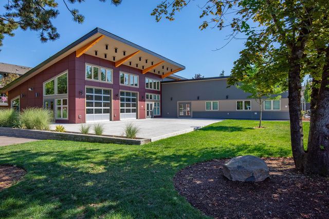 412 Monroe Ave NE #46692, Renton, WA 98056