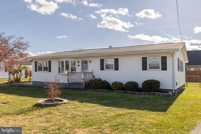 126 Plainfield Dr, Winchester, VA 22602
