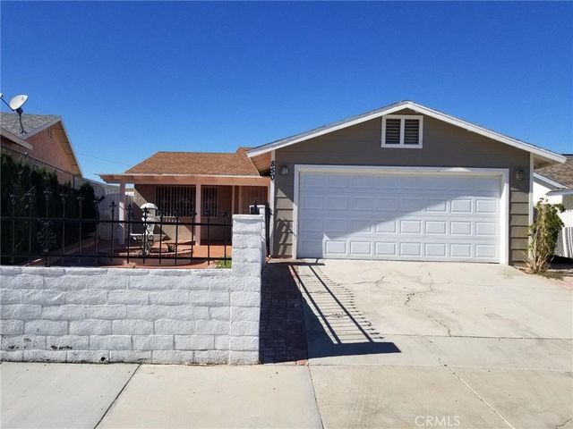 850 Crescent Dr, Barstow, CA 92311