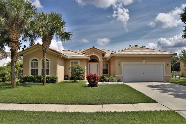 10555 Paso Fino Dr, Lake Worth, FL 33449