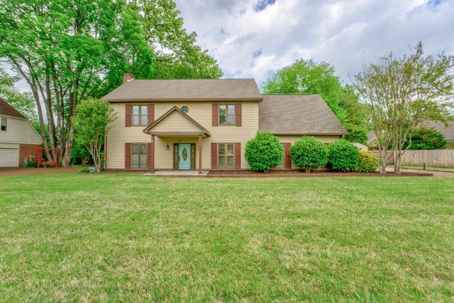 760 Meadow Vale Dr, Collierville, TN 38017