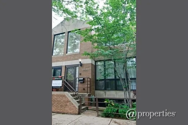 1959 N  Maud Ave, Chicago, IL 60614