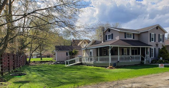 126 River Rd, Genesee, PA 16923