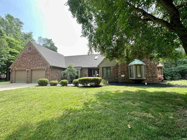 2973 Golf Course Dr, Martinsville, IN 46151