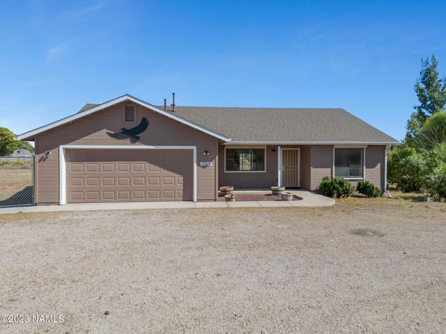 8955 Crystal View Ln, Flagstaff, AZ 86004