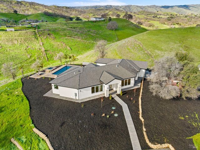 7928 Spencer Ln, Vacaville, CA 95688