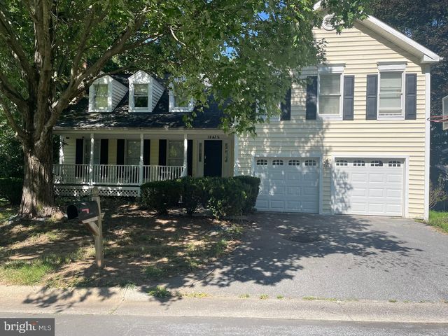 18436 Shady View Ln, Brookeville, MD 20833