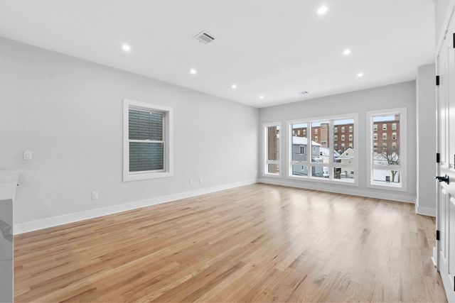 441 John St #2, Harrison, NJ 07029