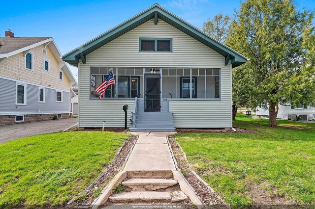 508 W  Cook St, New London, WI 54961