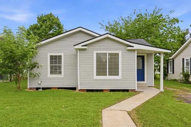 3908 Harvard St, Lake Charles, LA 70607