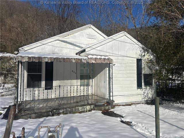 543 Gap View Dr, Charleston, WV 25306
