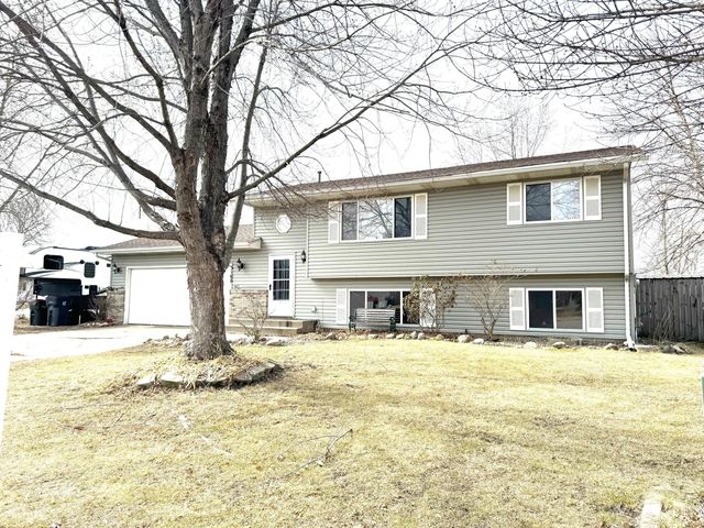 5160 Mallard Ln, Monticello, MN 55362