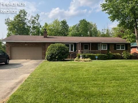 1526 Silver Ln, Mansfield, OH 44906