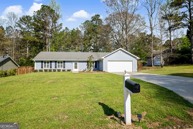202 Kentwood Dr, Peachtree City, GA 30269