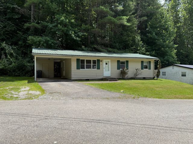 216 McClure Cir, Morehead, KY 40351