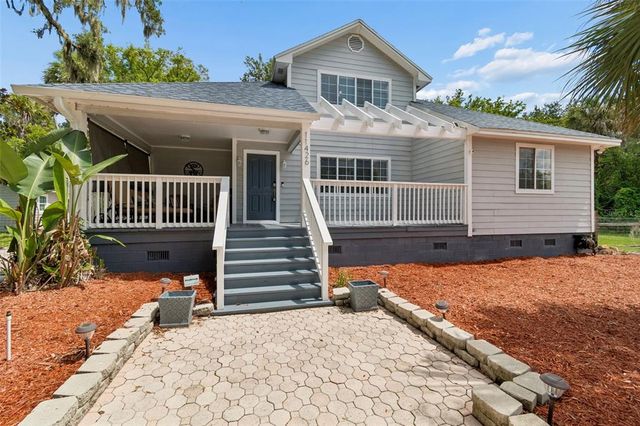 11426 Weldon St, Seffner, FL 33584