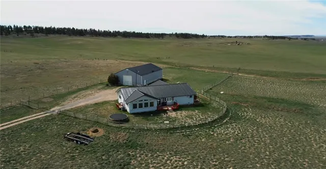 148 Harvey Rd, Melstone, MT 59054