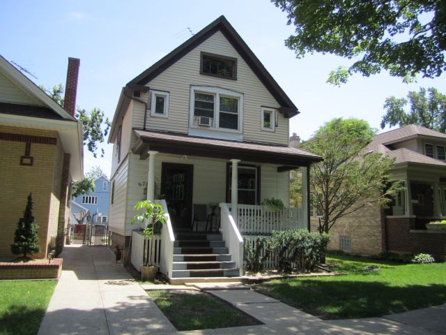 6717 N  Olympia Ave, Chicago, IL 60631