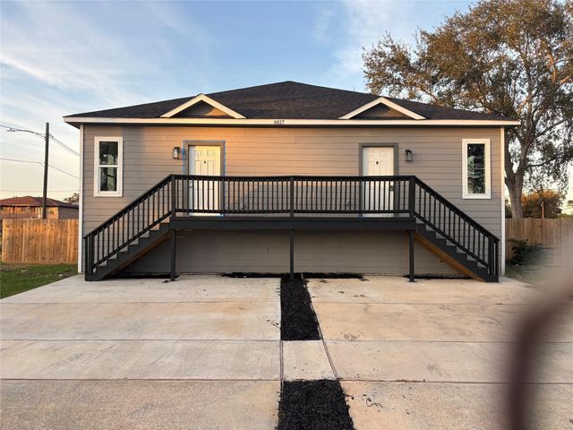 4817 Wylie St #B, Houston, TX 77026