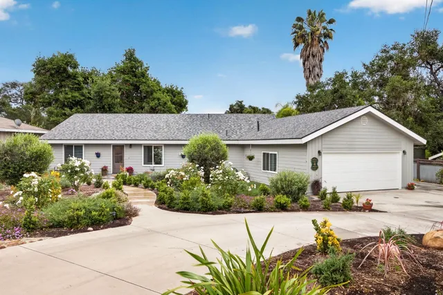 594 S  La Luna Ave, Ojai, CA 93023
