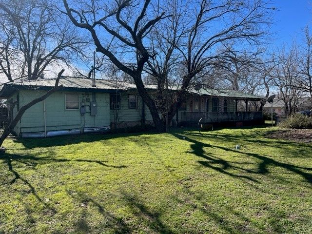 507 Iredell Rd, Hico, TX 76457