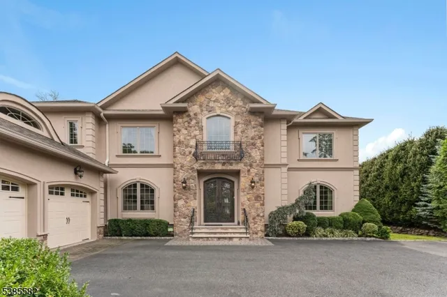 26 Dorset Ln, Short Hills, NJ 07078