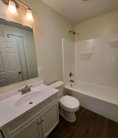 521 S  Mitchell St, Bloomington, IN 47401