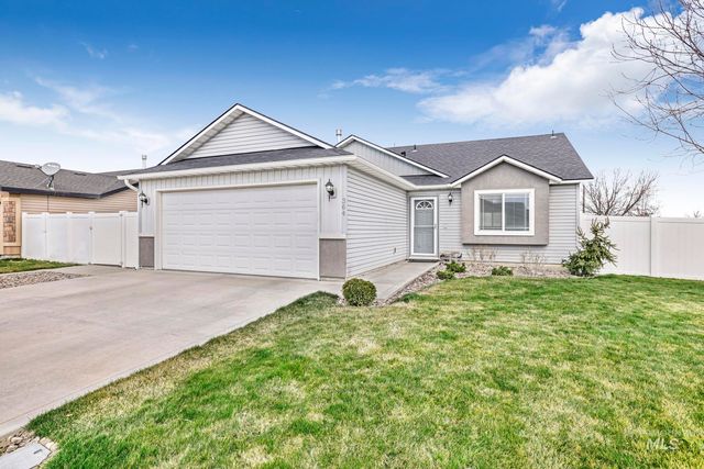 364 Goldfinch Ave, Twin Falls, ID 83301