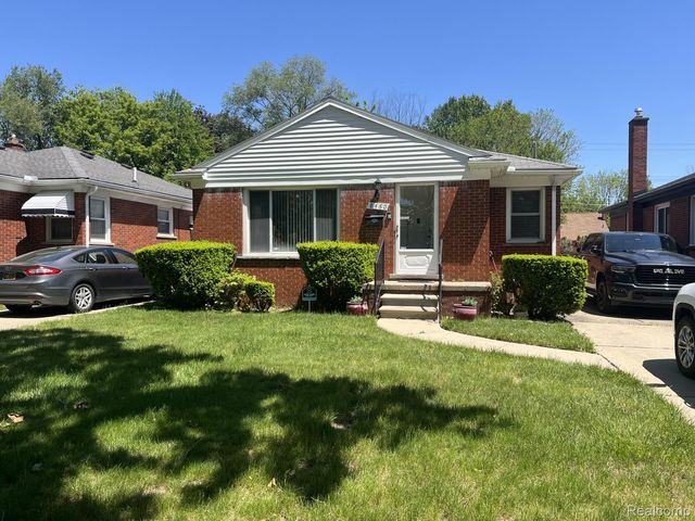 8460 Riverview St, Dearborn Heights, MI 48127