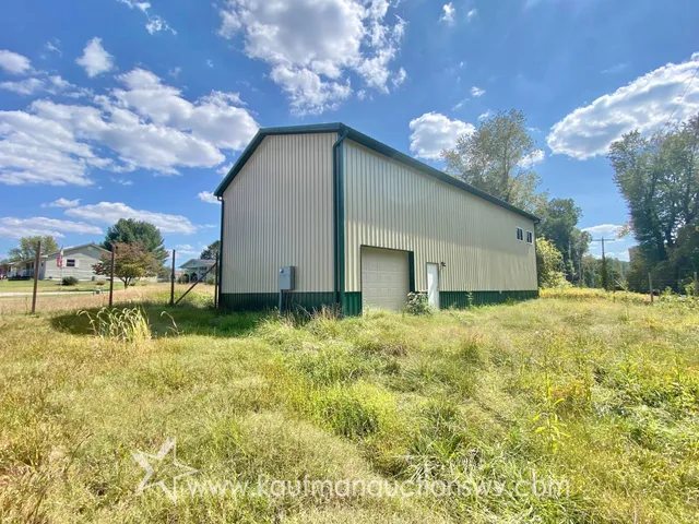 201 Virginia Ave, Harrisville, WV 26362