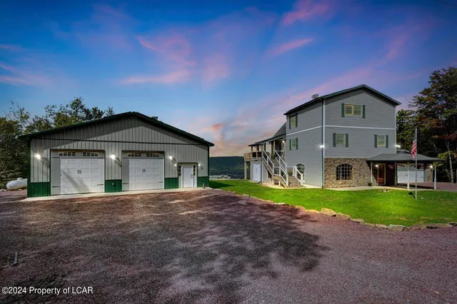 547 Haystack Dr, Zion Grove, PA 17985