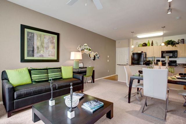 24250 N  23rd Ave #1038, Phoenix, AZ 85085