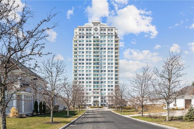 1 Tower Dr #1402, Portsmouth, RI 02871