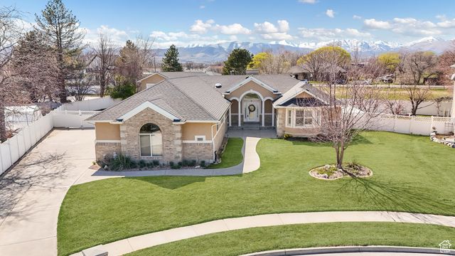 2153 W  Thaxton Cir, Riverton, UT 84065