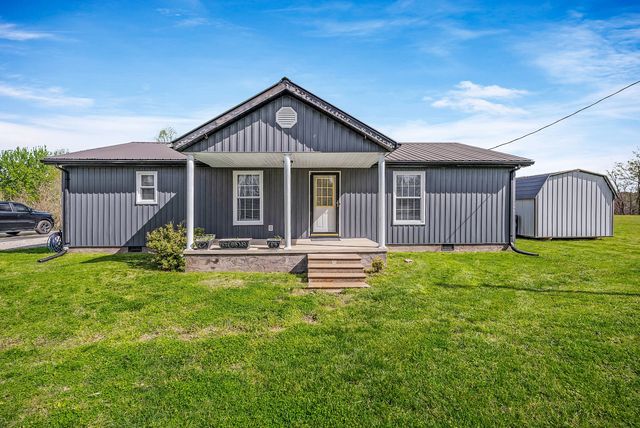 12245 Hopewell Rd, Silver Point, TN 38582