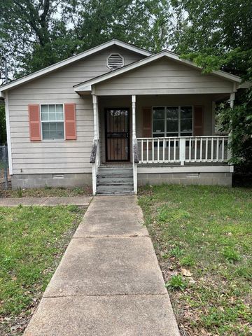 313 S  8th St, Greenville, MS 38703