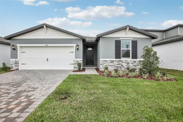 1732 Coolridge Pl, Zephyrhills, FL 33541