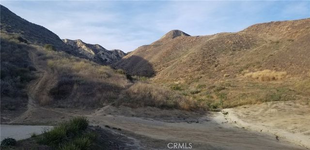 25 Chivo Canyon Rd   #11, Simi Valley, CA 93063
